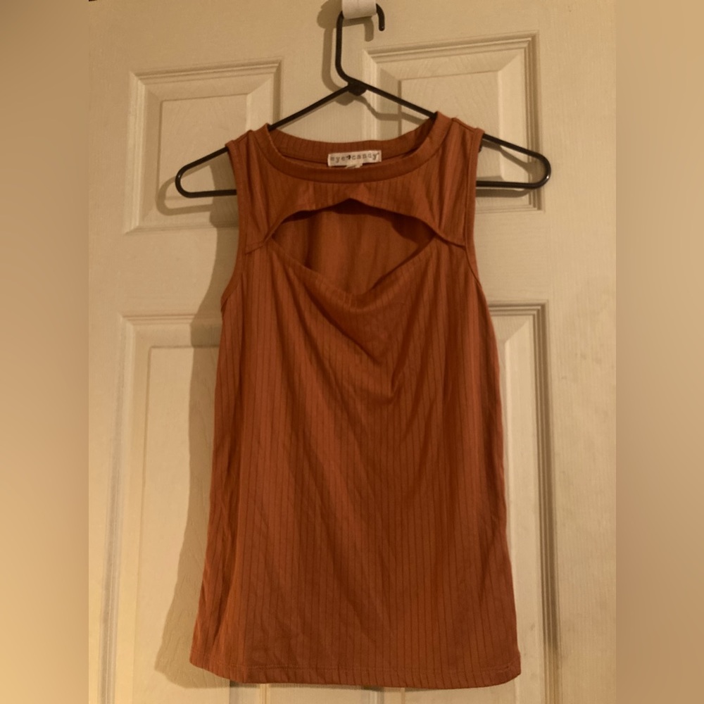Rust color small sleeveless shirt